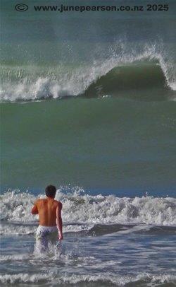 4f - New Brighton Beach NZ - Swolled up by waves